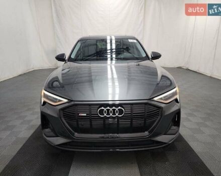 Сірий Ауді E-Tron, об'ємом двигуна 0 л та пробігом 43 тис. км за 41999 $, фото 28 на Automoto.ua