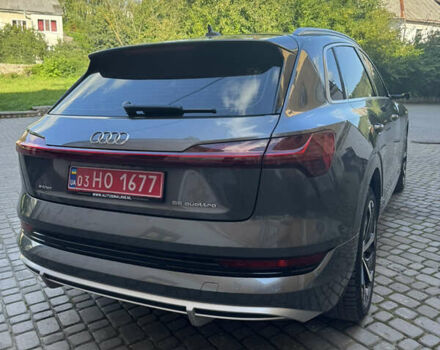 Серый Ауди E-Tron, объемом двигателя 0 л и пробегом 203 тыс. км за 29950 $, фото 8 на Automoto.ua