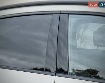 Серый Ауди E-Tron, объемом двигателя 0 л и пробегом 36 тыс. км за 45445 $, фото 17 на Automoto.ua