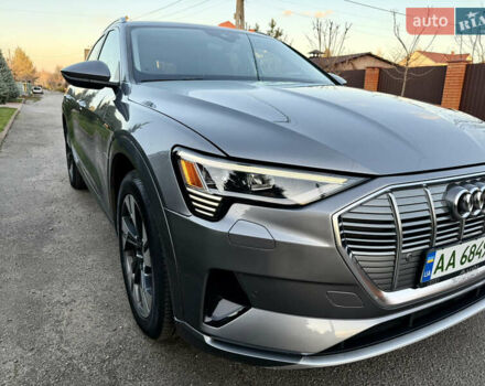 Серый Ауди E-Tron, объемом двигателя 0 л и пробегом 78 тыс. км за 33000 $, фото 6 на Automoto.ua