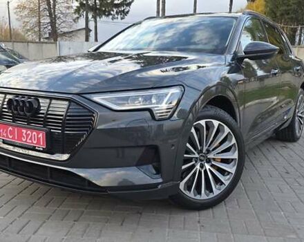 Сірий Ауді E-Tron, об'ємом двигуна 0 л та пробігом 110 тис. км за 29999 $, фото 38 на Automoto.ua