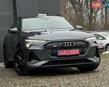 Серый Ауди E-Tron, объемом двигателя 0 л и пробегом 149 тыс. км за 29300 $, фото 10 на Automoto.ua