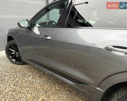 Серый Ауди E-Tron, объемом двигателя 0 л и пробегом 149 тыс. км за 29300 $, фото 37 на Automoto.ua