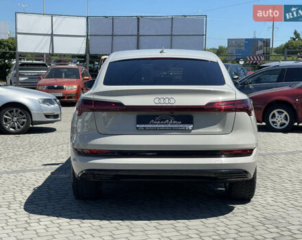 Сірий Ауді E-Tron, об'ємом двигуна 0 л та пробігом 38 тис. км за 39500 $, фото 12 на Automoto.ua