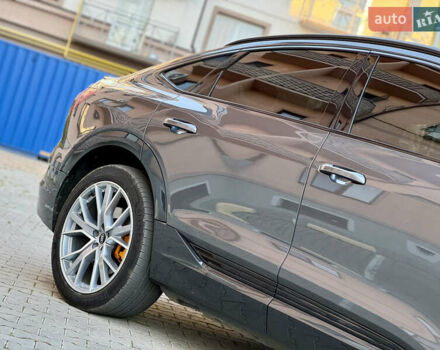 Сірий Ауді E-Tron, об'ємом двигуна 0 л та пробігом 47 тис. км за 45000 $, фото 11 на Automoto.ua