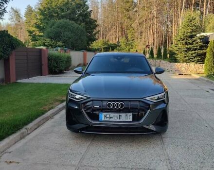 Сірий Ауді E-Tron, об'ємом двигуна 0 л та пробігом 110 тис. км за 33700 $, фото 31 на Automoto.ua