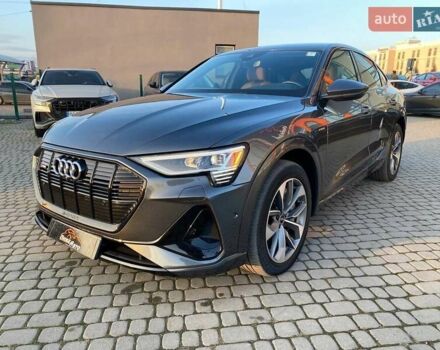 Сірий Ауді E-Tron, об'ємом двигуна 0 л та пробігом 53 тис. км за 29900 $, фото 3 на Automoto.ua