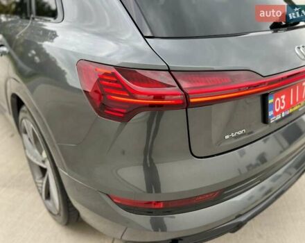 Серый Ауди E-Tron, объемом двигателя 0 л и пробегом 125 тыс. км за 34999 $, фото 106 на Automoto.ua