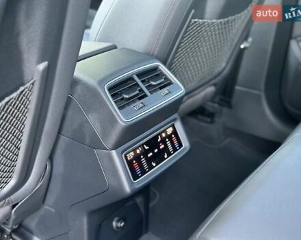 Серый Ауди E-Tron, объемом двигателя 0 л и пробегом 59 тыс. км за 37396 $, фото 27 на Automoto.ua