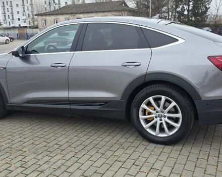 Сірий Ауді E-Tron, об'ємом двигуна 0 л та пробігом 140 тис. км за 28800 $, фото 53 на Automoto.ua