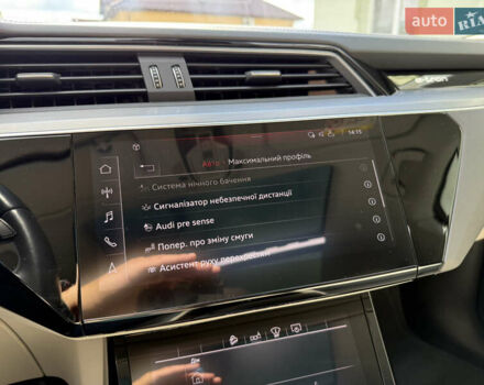 Серый Ауди E-Tron, объемом двигателя 0 л и пробегом 130 тыс. км за 37000 $, фото 81 на Automoto.ua