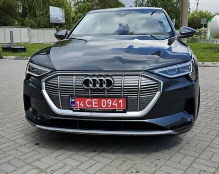 Сірий Ауді E-Tron, об'ємом двигуна 0 л та пробігом 99 тис. км за 27280 $, фото 8 на Automoto.ua