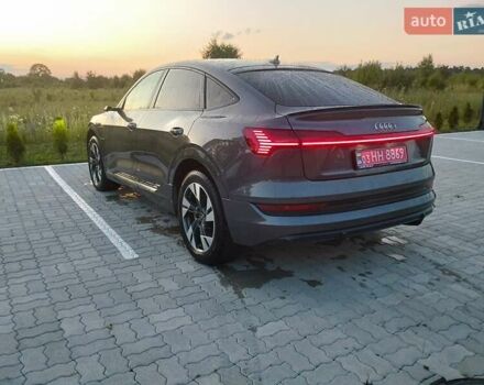 Серый Ауди E-Tron, объемом двигателя 0 л и пробегом 92 тыс. км за 40700 $, фото 2 на Automoto.ua