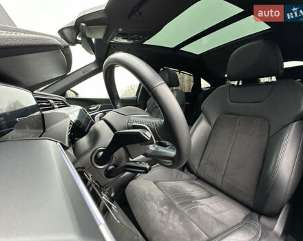 Серый Ауди E-Tron, объемом двигателя 0 л и пробегом 129 тыс. км за 33950 $, фото 13 на Automoto.ua
