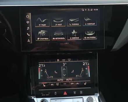 Сірий Ауді E-Tron, об'ємом двигуна 0 л та пробігом 110 тис. км за 29999 $, фото 74 на Automoto.ua