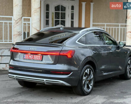 Серый Ауди E-Tron, объемом двигателя 0 л и пробегом 28 тыс. км за 34900 $, фото 15 на Automoto.ua