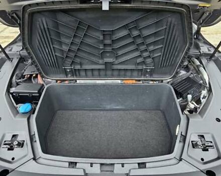 Сірий Ауді E-Tron, об'ємом двигуна 0 л та пробігом 116 тис. км за 32600 $, фото 6 на Automoto.ua