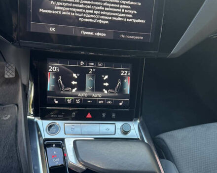 Серый Ауди E-Tron, объемом двигателя 0 л и пробегом 203 тыс. км за 29950 $, фото 29 на Automoto.ua