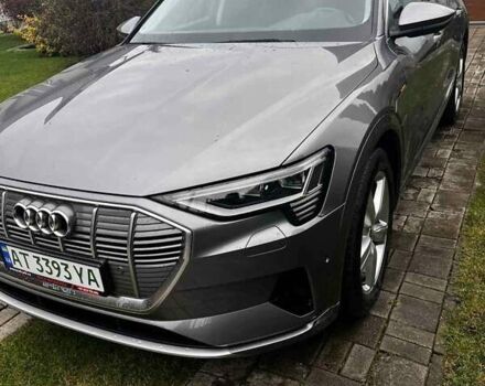 Серый Ауди E-Tron, объемом двигателя 0 л и пробегом 165 тыс. км за 33000 $, фото 21 на Automoto.ua