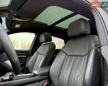 Серый Ауди E-Tron, объемом двигателя 0 л и пробегом 36 тыс. км за 45445 $, фото 72 на Automoto.ua