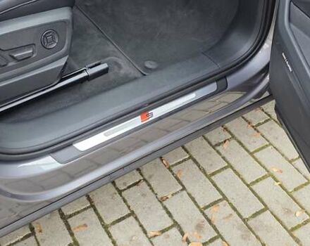 Сірий Ауді E-Tron, об'ємом двигуна 0 л та пробігом 140 тис. км за 28800 $, фото 94 на Automoto.ua