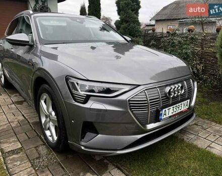 Серый Ауди E-Tron, объемом двигателя 0 л и пробегом 165 тыс. км за 33000 $, фото 9 на Automoto.ua