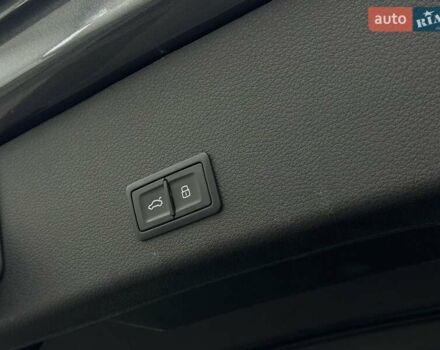 Сірий Ауді E-Tron, об'ємом двигуна 0 л та пробігом 86 тис. км за 37423 $, фото 49 на Automoto.ua