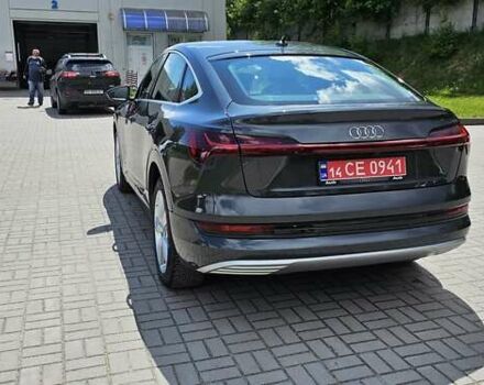 Сірий Ауді E-Tron, об'ємом двигуна 0 л та пробігом 99 тис. км за 27280 $, фото 34 на Automoto.ua