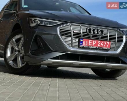 Серый Ауди E-Tron, объемом двигателя 0 л и пробегом 59 тыс. км за 37396 $, фото 3 на Automoto.ua