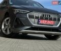 Серый Ауди E-Tron, объемом двигателя 0 л и пробегом 59 тыс. км за 37396 $, фото 3 на Automoto.ua