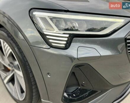 Серый Ауди E-Tron, объемом двигателя 0 л и пробегом 125 тыс. км за 34999 $, фото 108 на Automoto.ua