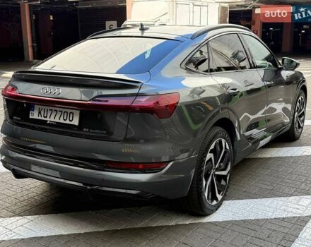 Сірий Ауді E-Tron, об'ємом двигуна 0 л та пробігом 45 тис. км за 48137 $, фото 11 на Automoto.ua