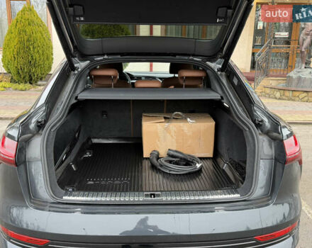 Серый Ауди E-Tron, объемом двигателя 0 л и пробегом 126 тыс. км за 29999 $, фото 20 на Automoto.ua