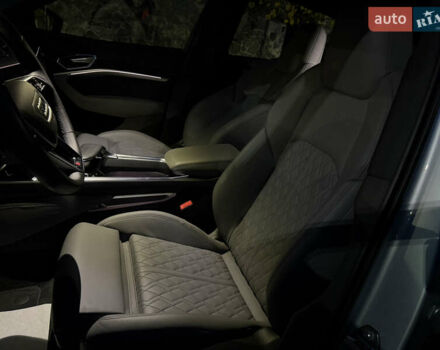 Сірий Ауді E-Tron, об'ємом двигуна 0 л та пробігом 39 тис. км за 39800 $, фото 15 на Automoto.ua