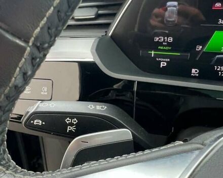 Серый Ауди E-Tron, объемом двигателя 0 л и пробегом 125 тыс. км за 34999 $, фото 88 на Automoto.ua