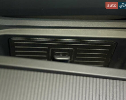 Серый Ауди E-Tron, объемом двигателя 0 л и пробегом 28 тыс. км за 34900 $, фото 46 на Automoto.ua