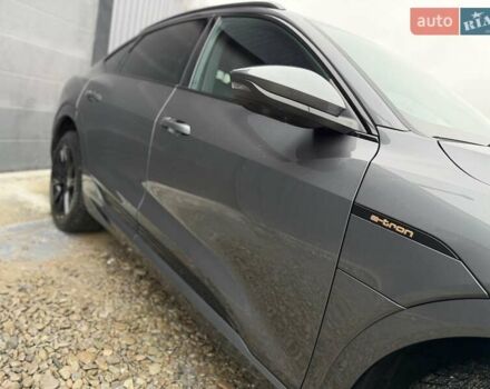 Серый Ауди E-Tron, объемом двигателя 0 л и пробегом 149 тыс. км за 29300 $, фото 7 на Automoto.ua