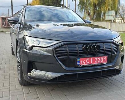 Сірий Ауді E-Tron, об'ємом двигуна 0 л та пробігом 110 тис. км за 29999 $, фото 6 на Automoto.ua