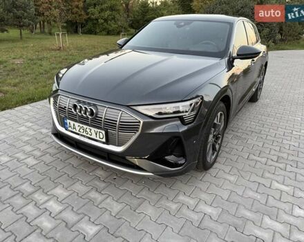 Серый Ауди E-Tron, объемом двигателя 0 л и пробегом 44 тыс. км за 33900 $, фото 18 на Automoto.ua