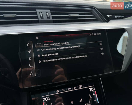 Серый Ауди E-Tron, объемом двигателя 0 л и пробегом 119 тыс. км за 41500 $, фото 51 на Automoto.ua
