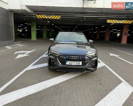 Сірий Ауді E-Tron, об'ємом двигуна 0 л та пробігом 45 тис. км за 48137 $, фото 1 на Automoto.ua