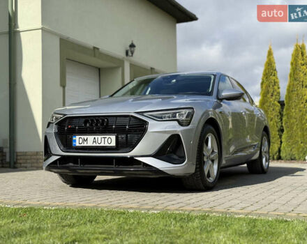 Серый Ауди E-Tron, объемом двигателя 0 л и пробегом 130 тыс. км за 37000 $, фото 24 на Automoto.ua