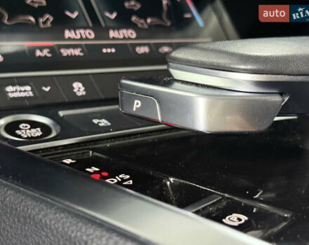 Серый Ауди E-Tron, объемом двигателя 0 л и пробегом 44 тыс. км за 33000 $, фото 22 на Automoto.ua