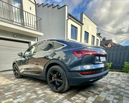 Серый Ауди E-Tron, объемом двигателя 0 л и пробегом 79 тыс. км за 36500 $, фото 7 на Automoto.ua