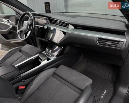 Серый Ауди E-Tron, объемом двигателя 0 л и пробегом 149 тыс. км за 29300 $, фото 73 на Automoto.ua