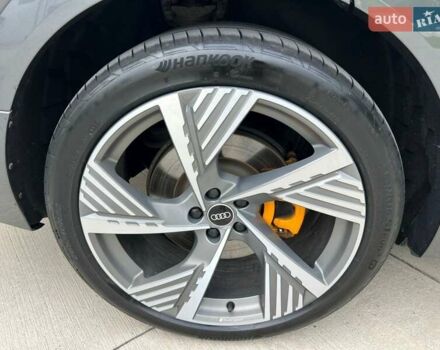 Серый Ауди E-Tron, объемом двигателя 0 л и пробегом 125 тыс. км за 34999 $, фото 17 на Automoto.ua