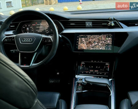 Сірий Ауді E-Tron, об'ємом двигуна 0 л та пробігом 47 тис. км за 45000 $, фото 55 на Automoto.ua