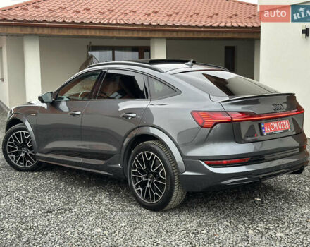 Сірий Ауді E-Tron, об'ємом двигуна 0 л та пробігом 106 тис. км за 39900 $, фото 1 на Automoto.ua