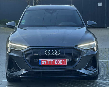 Сірий Ауді E-Tron, об'ємом двигуна 0 л та пробігом 64 тис. км за 33500 $, фото 30 на Automoto.ua