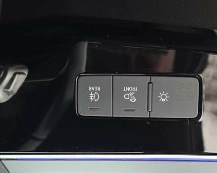 Сірий Ауді E-Tron, об'ємом двигуна 0 л та пробігом 140 тис. км за 28800 $, фото 98 на Automoto.ua